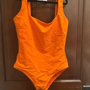 Stylest Dreamsculpt square neckline one piece swimsuit